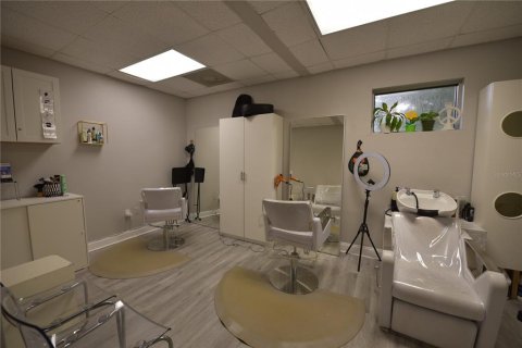 Immobilier commercial à louer à Orlando, Floride: 519.14 m2 № 2386800 - photo 8