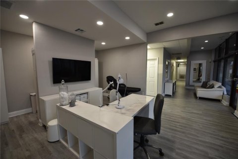 Immobilier commercial à louer à Orlando, Floride: 519.14 m2 № 2386800 - photo 21