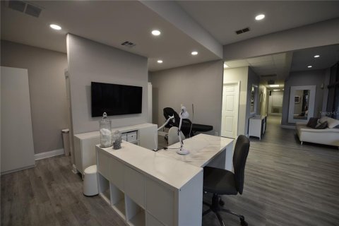 Immobilier commercial à louer à Orlando, Floride: 519.14 m2 № 2386800 - photo 22