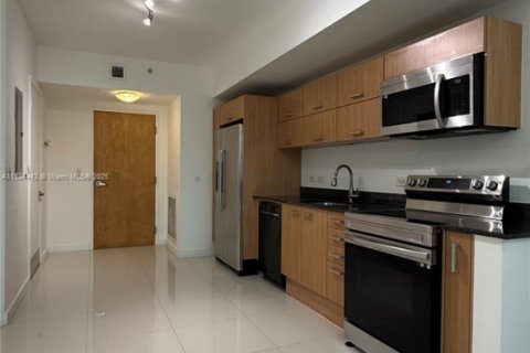 Condominio en venta en Miami, Florida, 2 dormitorios, 106.65 m2 № 1830521 - foto 1