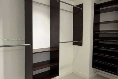 Condominio en venta en Miami, Florida, 2 dormitorios, 106.65 m2 № 1830521 - foto 9