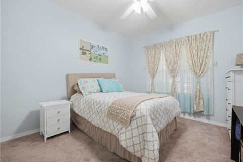 House in Apollo Beach, Florida 3 bedrooms, 138.15 sq.m. № 2233865 - photo 16