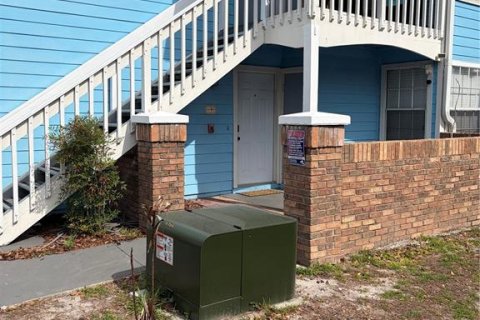 Condo à Kissimmee, Floride, 3 chambres  № 2103291