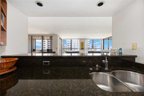 Condominio en venta en Sarasota, Florida, 2 dormitorios, 128.21 m2 № 1858246 - foto 19