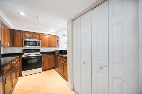 Condominio en venta en Sarasota, Florida, 2 dormitorios, 128.21 m2 № 1858246 - foto 28