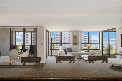 Condominio en venta en Sarasota, Florida, 2 dormitorios, 128.21 m2 № 1858246 - foto 21