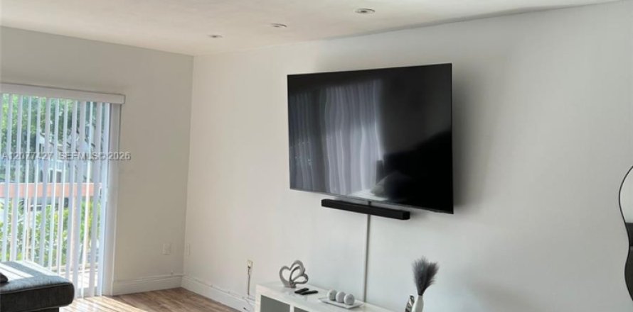 Condo à Miami, Floride, 2 chambres  № 2323431