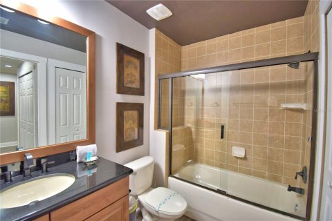 Condominio en venta en Four Corners, Florida, 3 dormitorios, 125.79 m2 № 2099594 - foto 11