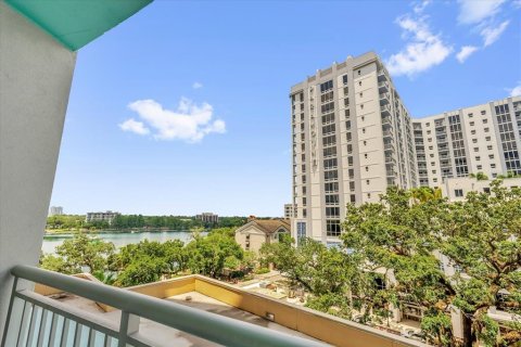 Condo in Orlando, Florida, 1 bedroom  № 1798308 - photo 3