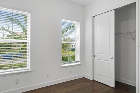 Casa en alquiler en Orlando, Florida, 4 dormitorios, 234.49 m2 № 1857901 - foto 20