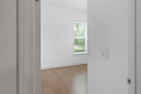 Casa en alquiler en Orlando, Florida, 4 dormitorios, 234.49 m2 № 1857901 - foto 19