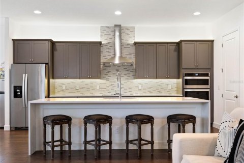 Casa en alquiler en Orlando, Florida, 4 dormitorios, 234.49 m2 № 1857901 - foto 5