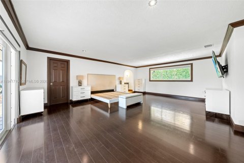 Villa ou maison à vendre à Miami, Floride: 5 chambres, 437.57 m2 № 1998704 - photo 21