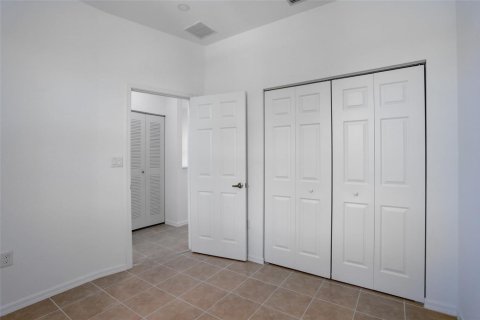 Townhouse in Tamarac, Florida 3 bedrooms, 142.7 sq.m. № 2246732 - photo 21