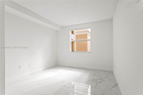 Condominio en venta en Sunny Isles Beach, Florida, 2 dormitorios, 95.13 m2 № 2008079 - foto 9