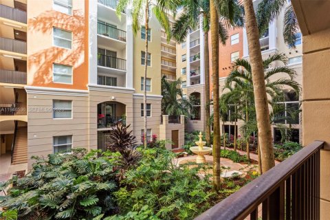 Condominio en venta en Sunny Isles Beach, Florida, 2 dormitorios, 95.13 m2 № 2008079 - foto 2