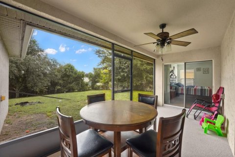 House in Deltona, Florida 3 bedrooms, 179.49 sq.m. № 2408089 - photo 22