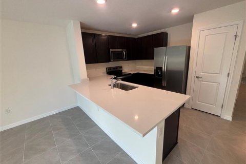 Townhouse in Ocala, Florida 3 bedrooms, 139.82 sq.m. № 1913068 - photo 7