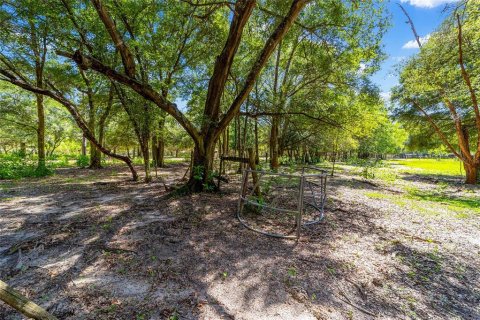 House in Dunnellon, Florida 3 bedrooms, 203.08 sq.m. № 2201460 - photo 30