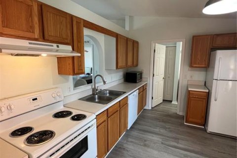 Casa en alquiler en North Port, Florida, 3 dormitorios, 117.43 m2 № 2093759 - foto 2