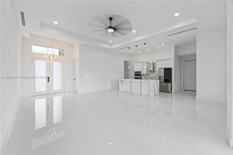 Villa ou maison à louer à Lehigh Acres, Floride: 3 chambres № 1951180 - photo 9