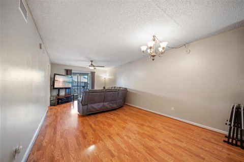 Condominio en venta en Bradenton, Florida, 2 dormitorios, 88.07 m2 № 1905613 - foto 13