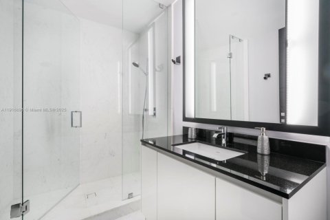 Copropriété à vendre à Sunny Isles Beach, Floride: 4 chambres, 330.27 m2 № 2082549 - photo 10