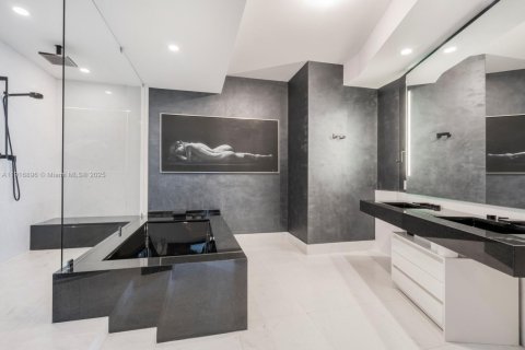 Copropriété à vendre à Sunny Isles Beach, Floride: 4 chambres, 330.27 m2 № 2082549 - photo 8