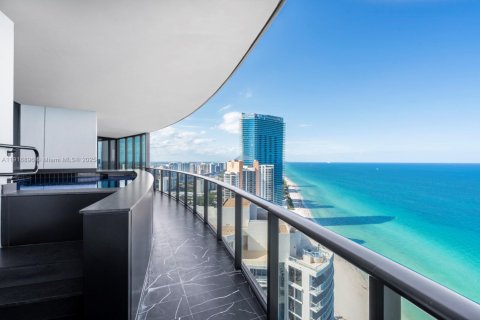 Copropriété à vendre à Sunny Isles Beach, Floride: 4 chambres, 330.27 m2 № 2082549 - photo 18