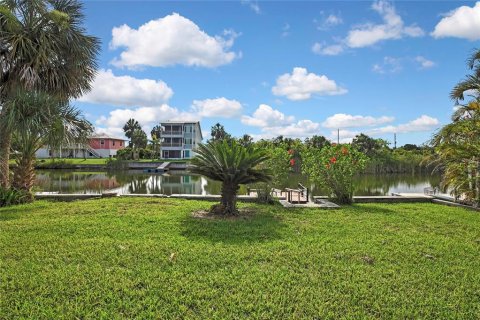 Casa en alquiler en Hernando Beach, Florida, 3 dormitorios, 130.06 m2 № 1795313 - foto 6