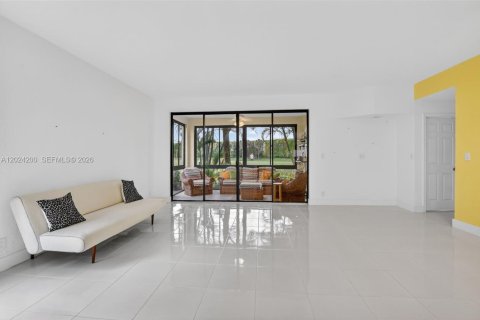 Condo in Boca Raton, Florida, 2 bedrooms  № 2088356 - photo 17