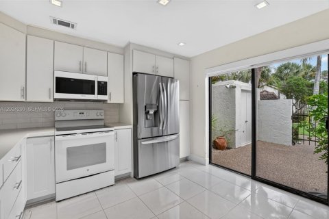 Condo in Boca Raton, Florida, 2 bedrooms  № 2088356 - photo 10