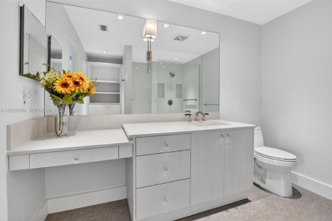 Condo in Boca Raton, Florida, 2 bedrooms  № 2088356 - photo 29