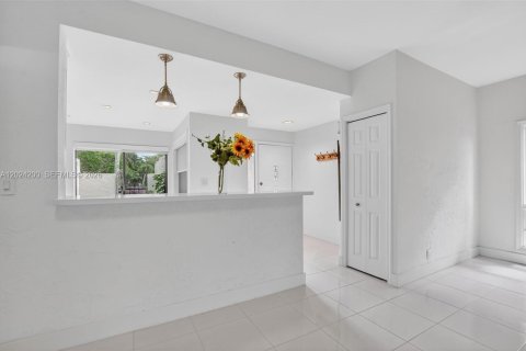 Condo in Boca Raton, Florida, 2 bedrooms  № 2088356 - photo 15