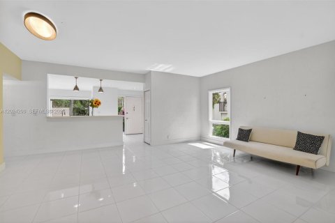 Condo in Boca Raton, Florida, 2 bedrooms  № 2088356 - photo 22