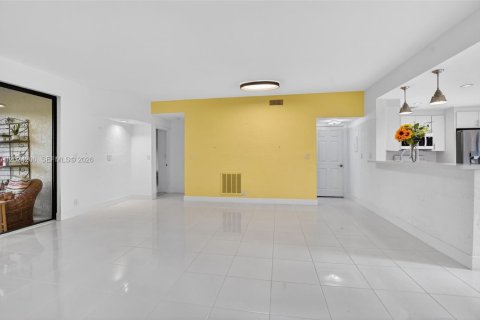 Condo in Boca Raton, Florida, 2 bedrooms  № 2088356 - photo 18
