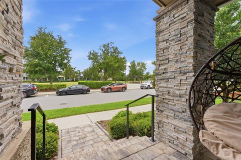 House in Orlando, Florida 6 bedrooms, 356.19 sq.m. № 2203543 - photo 2