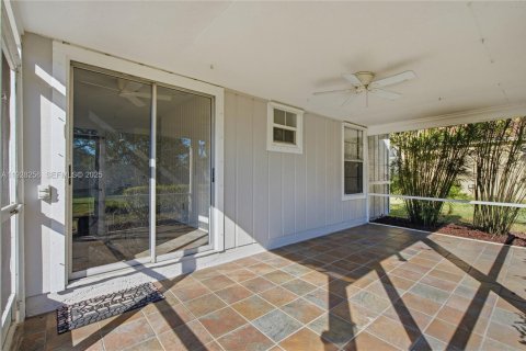 Casa en venta en Port St. Lucie, Florida, 2 dormitorios, 83.24 m2 № 1986901 - foto 18