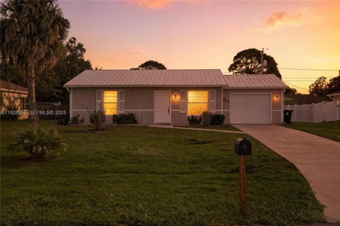 Casa en venta en Port St. Lucie, Florida, 2 dormitorios, 83.24 m2 № 1986901 - foto 4