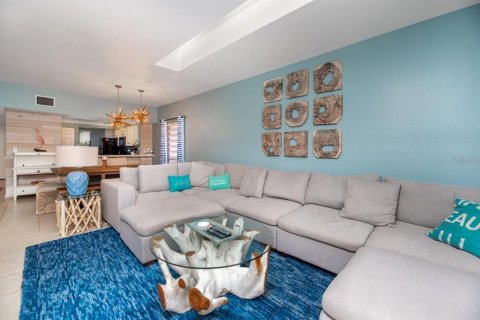 Copropriété à vendre à Holmes Beach, Floride: 2 chambres, 107.21 m2 № 2093838 - photo 11