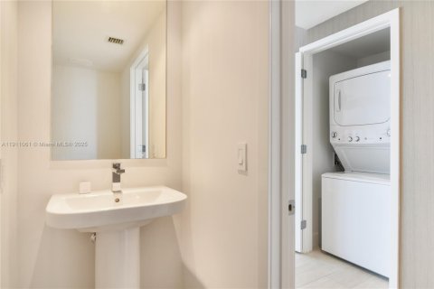 Copropriété à vendre à Hollywood, Floride: 1 chambre, 65.22 m2 № 2082257 - photo 15