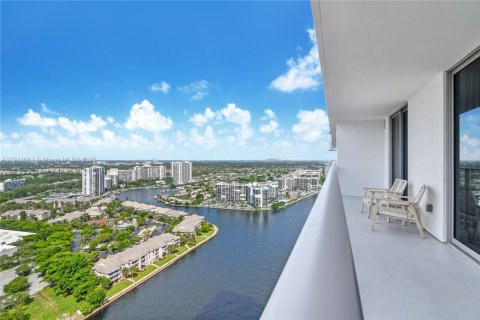 Copropriété à vendre à Hollywood, Floride: 1 chambre, 65.22 m2 № 2082257 - photo 10