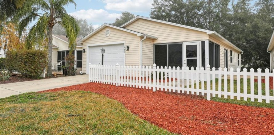 Casa en The Villages, Florida 2 dormitorios, 108.88 m2 № 1569620