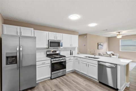 Casa en venta en The Villages, Florida, 2 dormitorios, 108.88 m2 № 1569620 - foto 15
