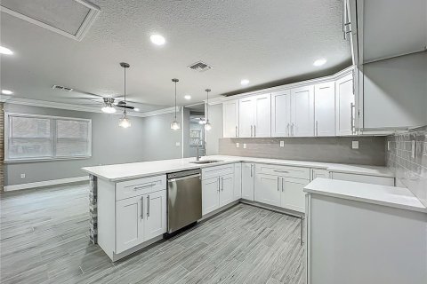 Villa ou maison à louer à Orlando, Floride: 4 chambres, 157.93 m2 № 1871158 - photo 12
