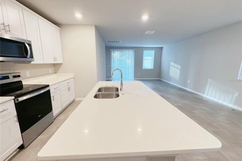 Casa en venta en Clermont, Florida, 4 dormitorios, 200.67 m2 № 1558266 - foto 6