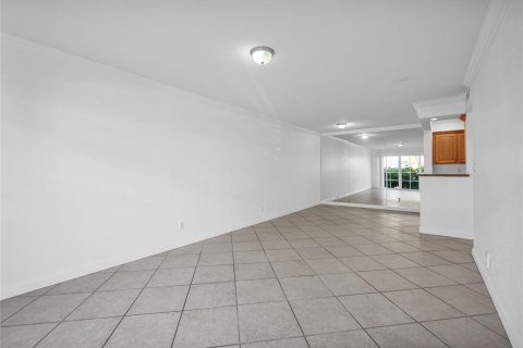 Copropriété à louer à Fort Lauderdale, Floride: 2 chambres, 89.19 m2 № 2253917 - photo 13