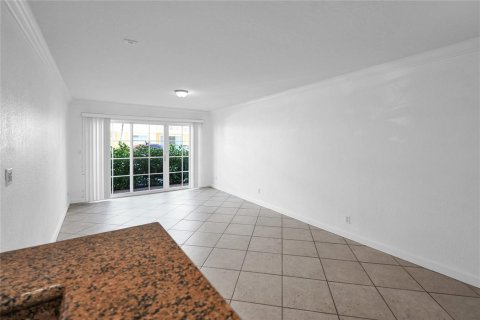 Copropriété à louer à Fort Lauderdale, Floride: 2 chambres, 89.19 m2 № 2253917 - photo 15