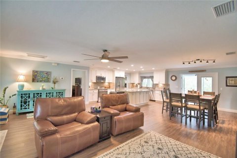 Casa en venta en Frostproof, Florida, 2 dormitorios, 163.69 m2 № 1801512 - foto 7