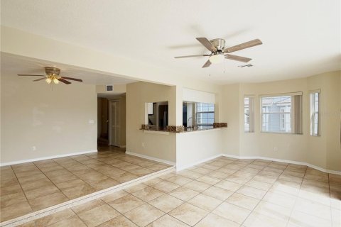 Copropriété à louer à Davenport, Floride: 3 chambres, 130.06 m2 № 2398760 - photo 2